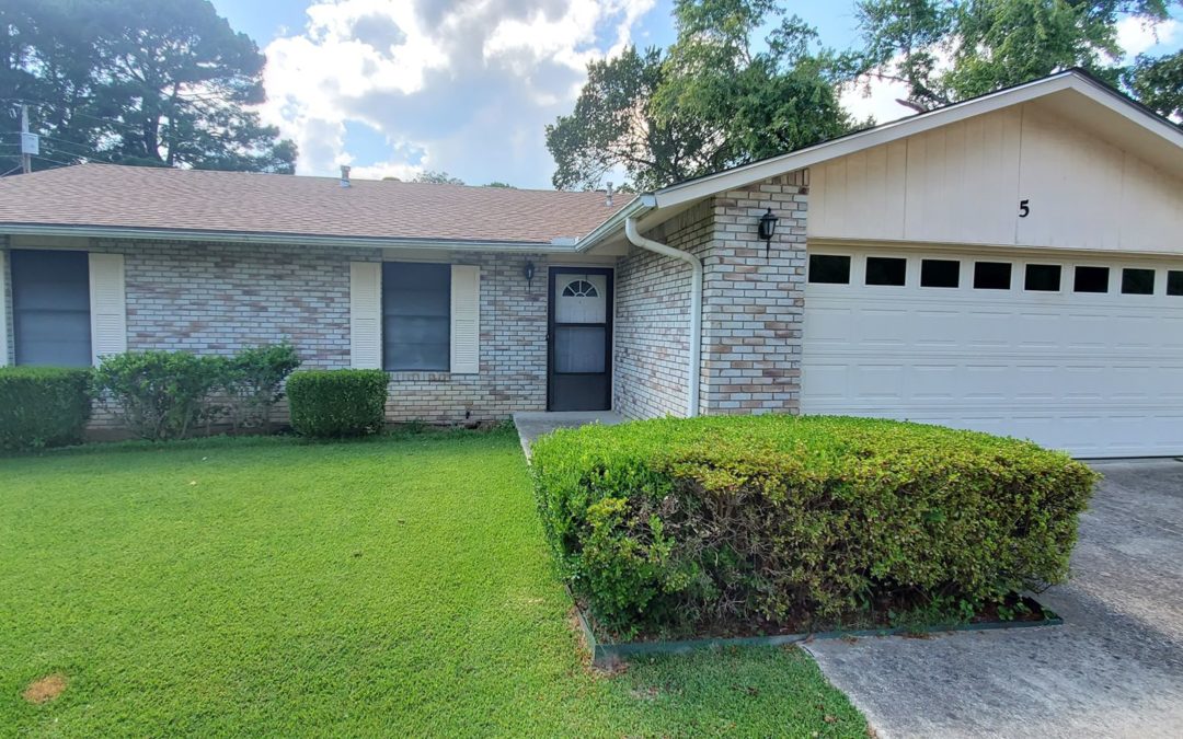 Beautiful Sherwood Home