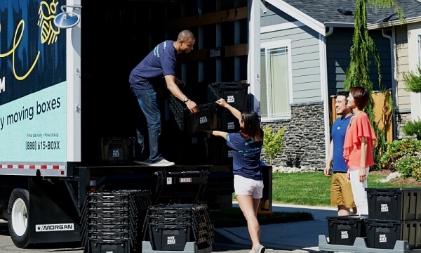 10 Tips to Hiring a Moving Company
