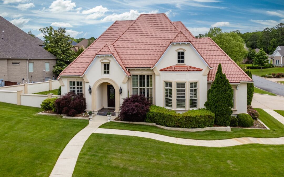 Stunning Custom Home Off Chenal Parkway – Available NOW